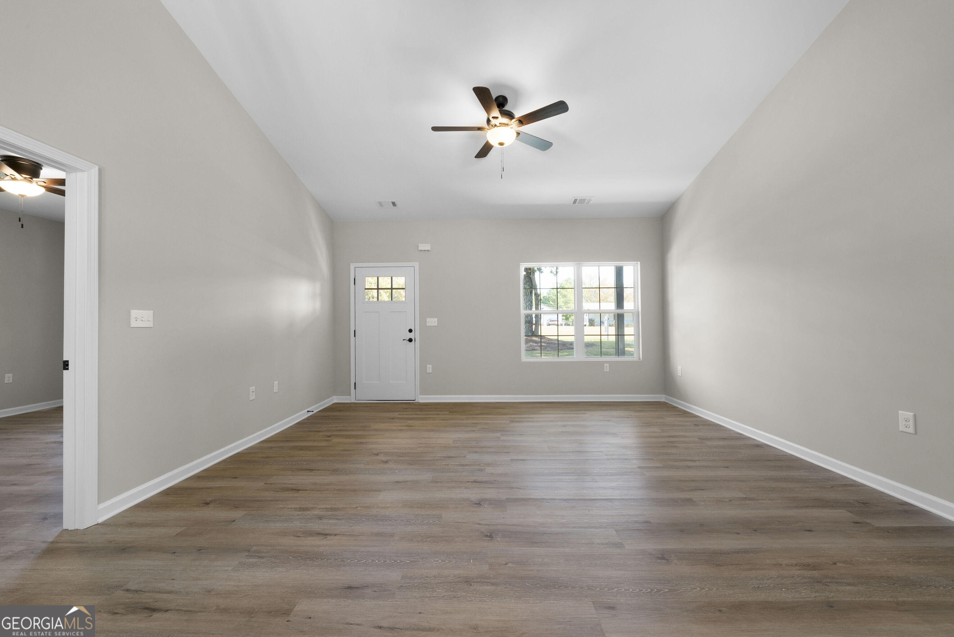 652 Harris Circle