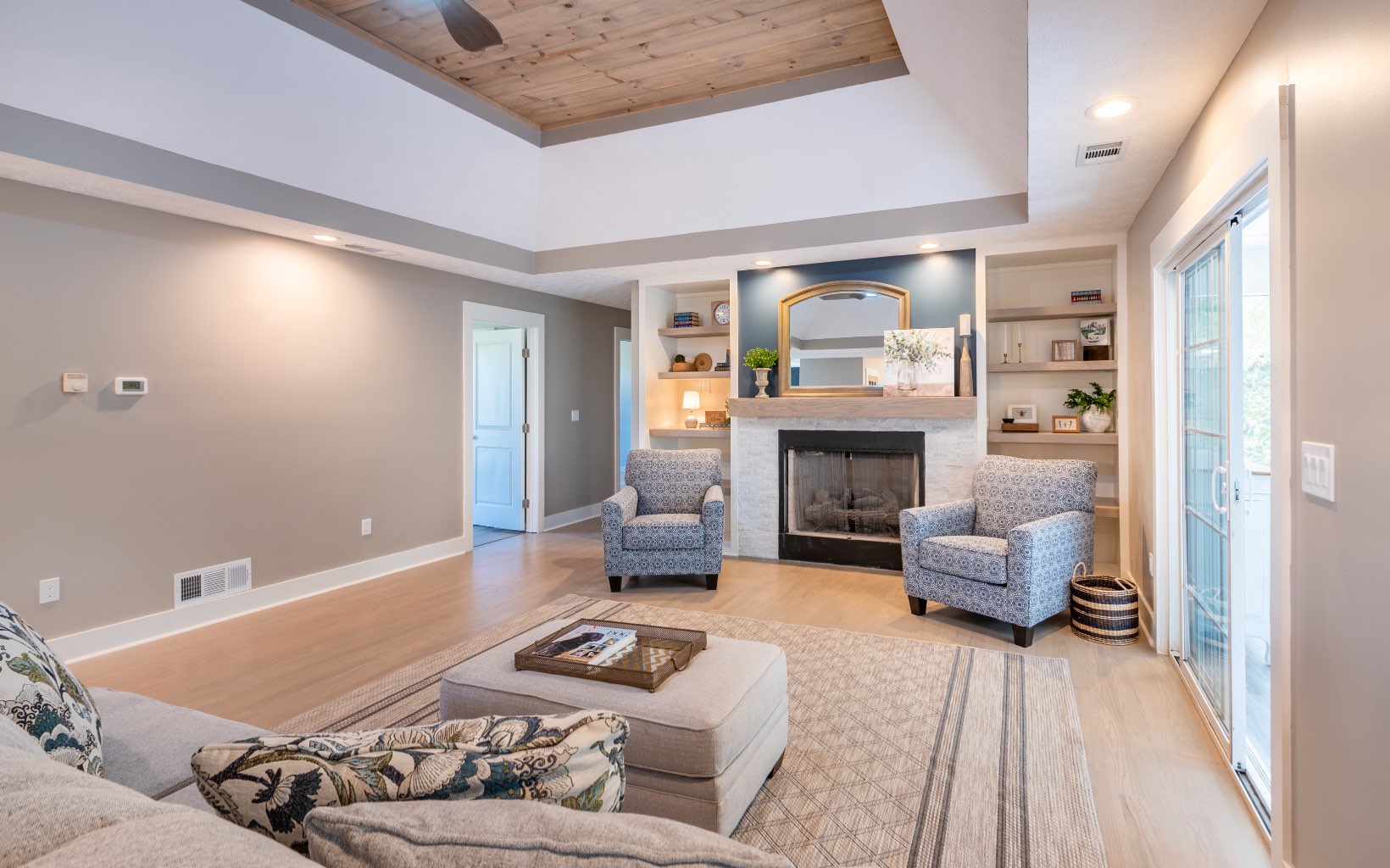 31 Black Hawk Place