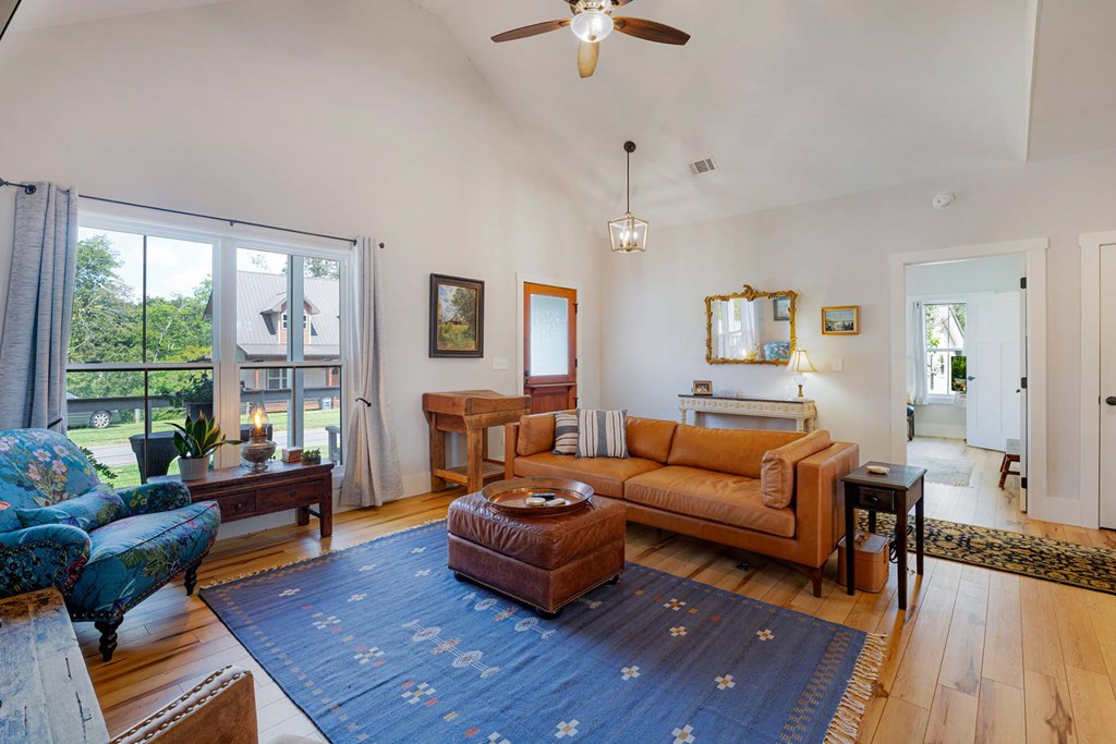 307 Skyline Drive
