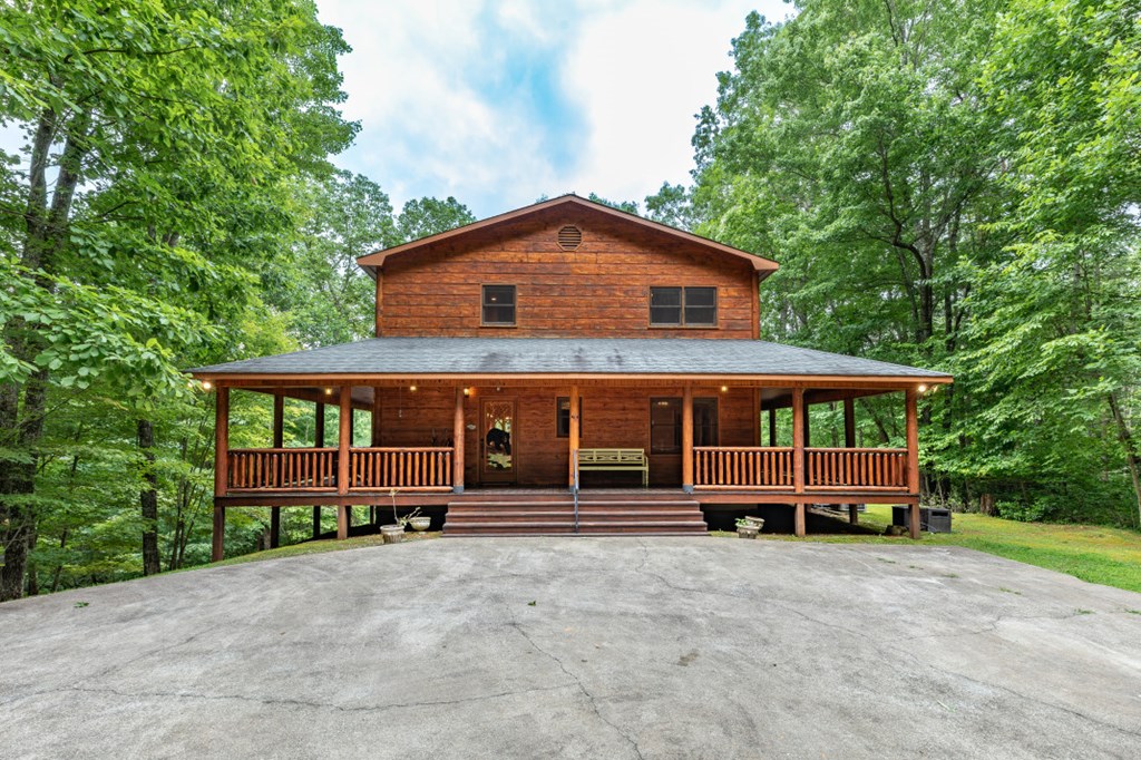 3082 Weaver Creek Road