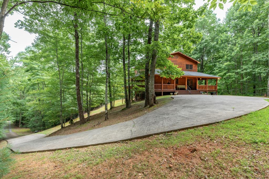 3082 Weaver Creek Road