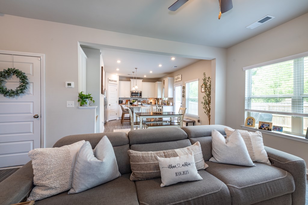 10 Betty Jo Way E