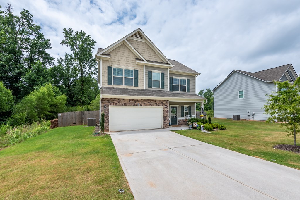 10 Betty Jo Way E