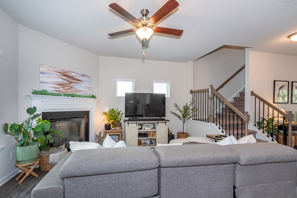 10 Betty Jo Way E