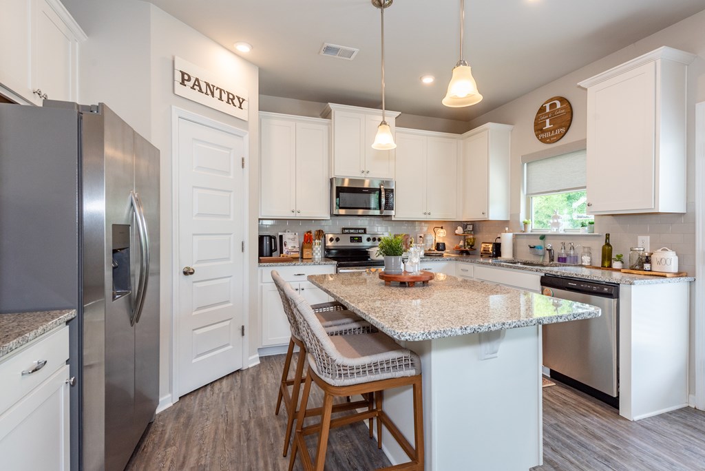 10 Betty Jo Way E
