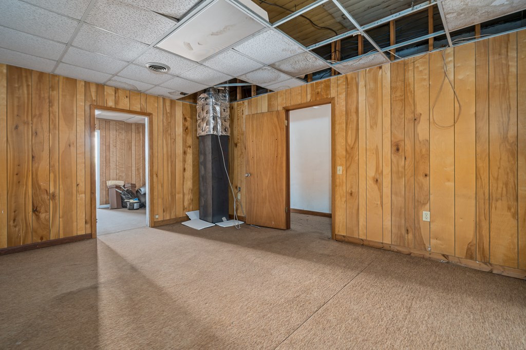 4 Northside Square