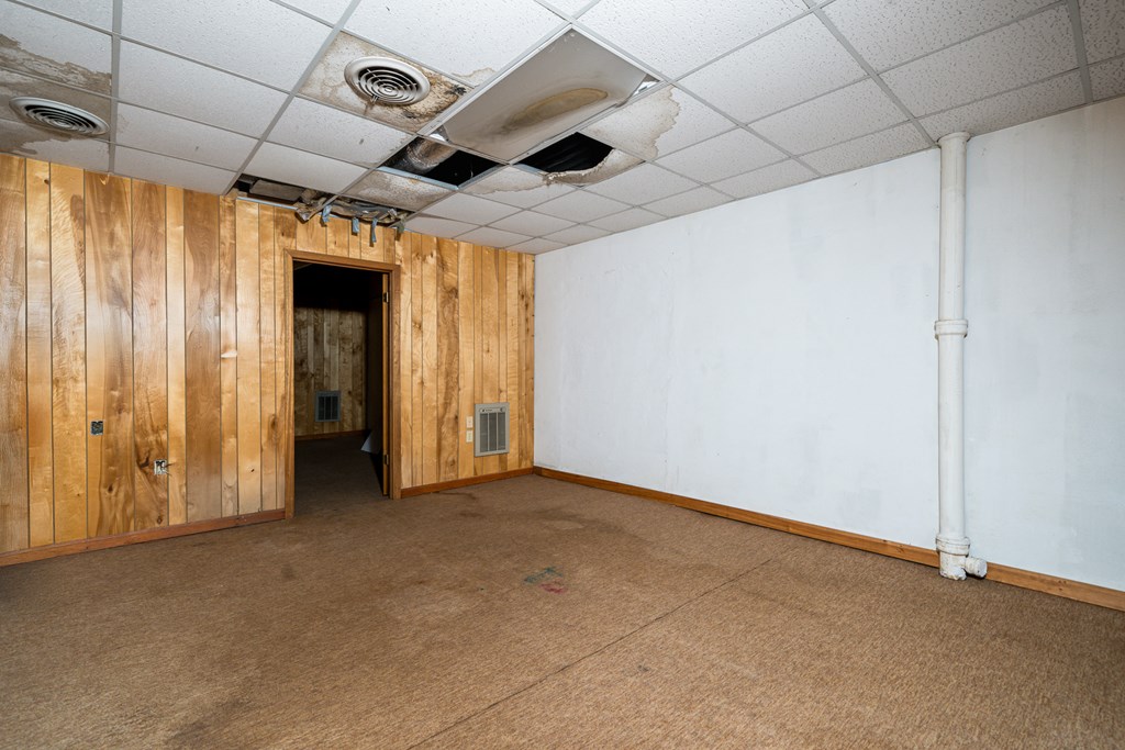 4 Northside Square