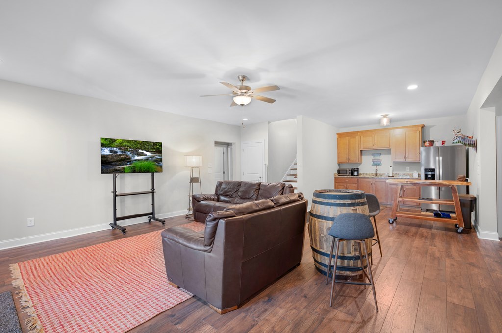 218 Oakwood Lane