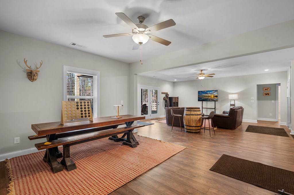 218 Oakwood Lane