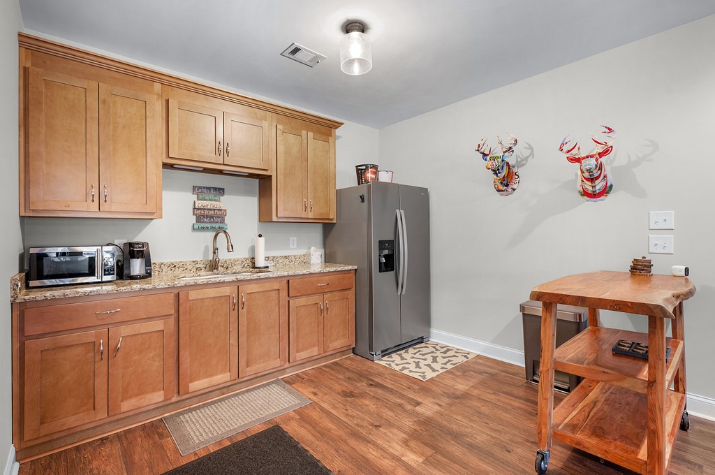 218 Oakwood Lane
