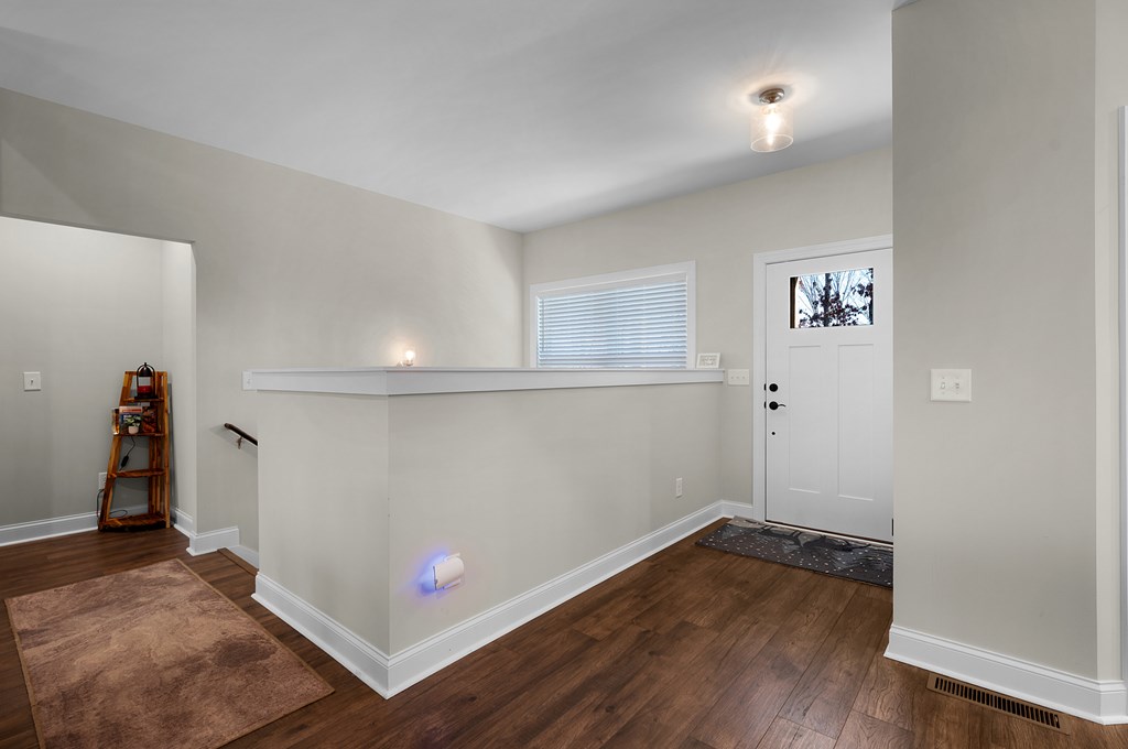 218 Oakwood Lane