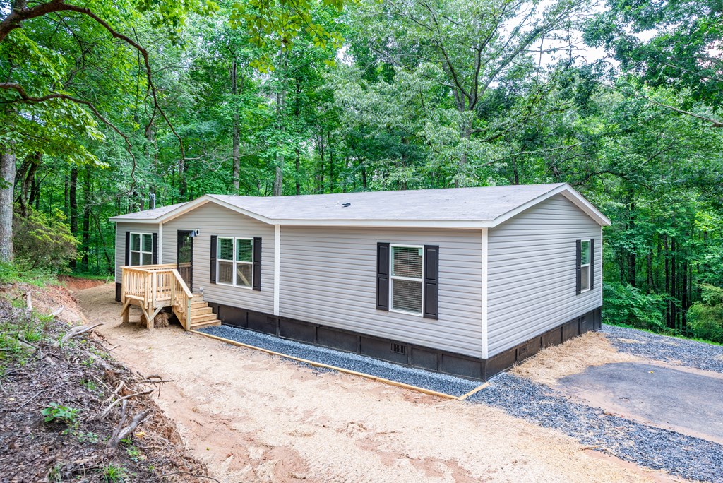 522 Refuge Valley Road