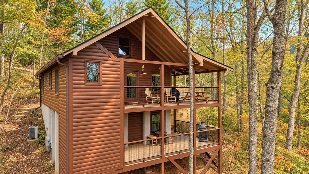 173 Mountain Laurel Lane