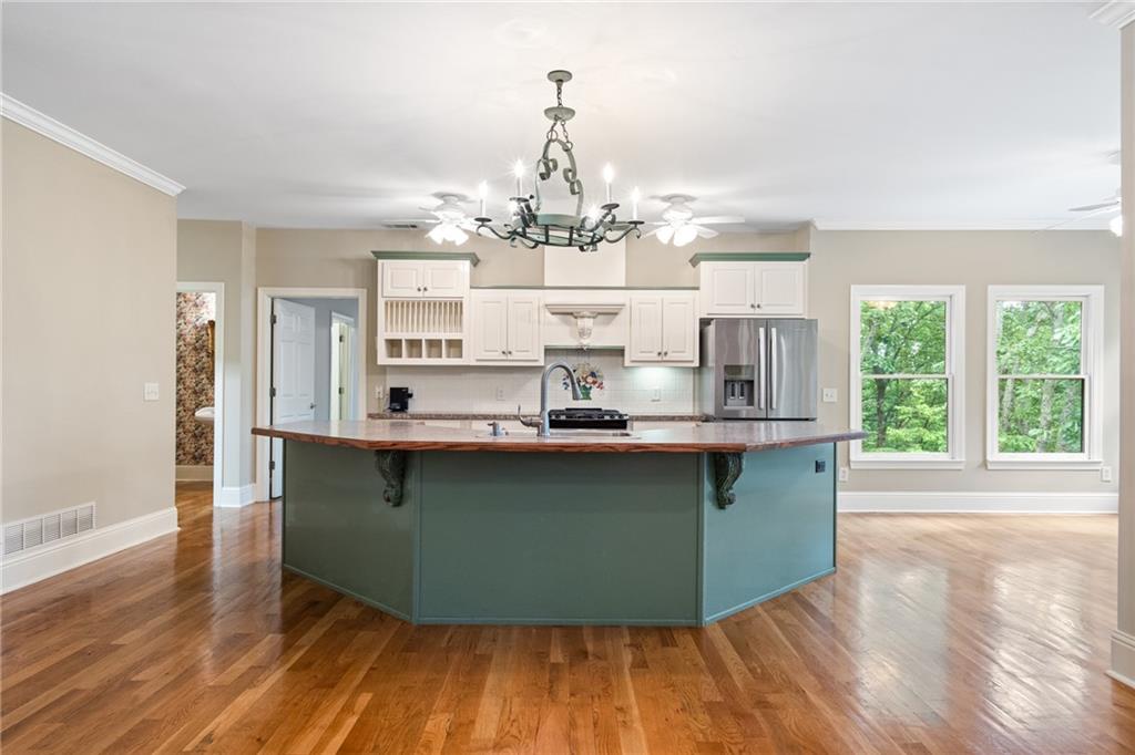 188 Little Hendricks Mountain Road