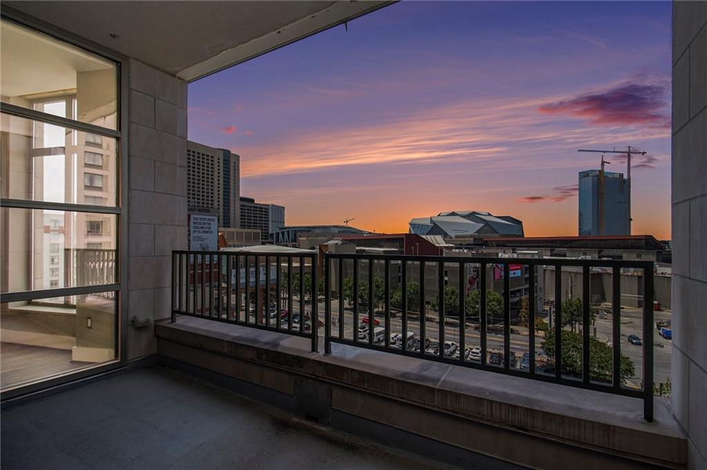 250 Park Avenue West NW Unit 803