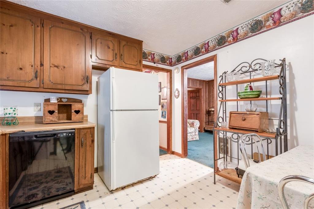 168 Hickory Glen Way