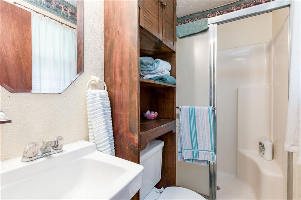 168 Hickory Glen Way