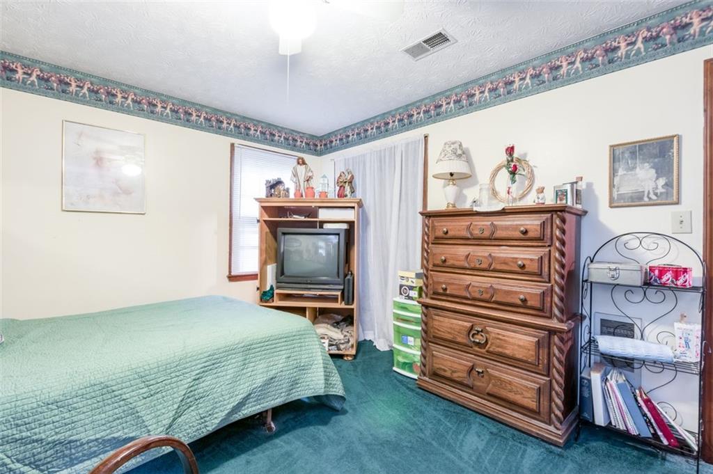 168 Hickory Glen Way