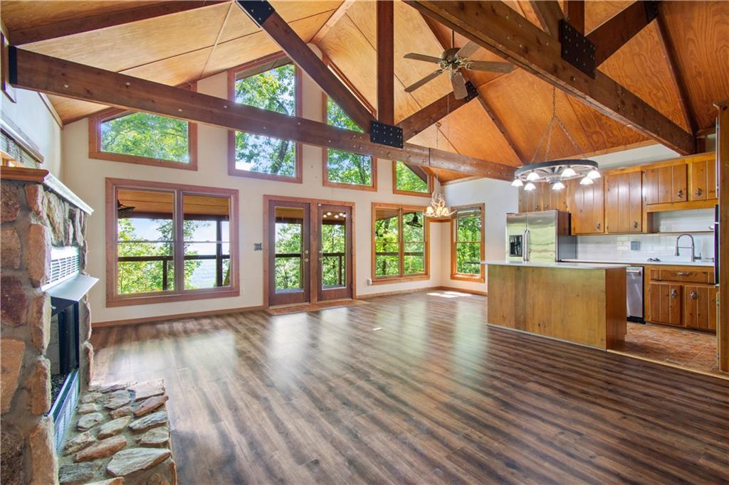 814 Lake Arrowhead Drive