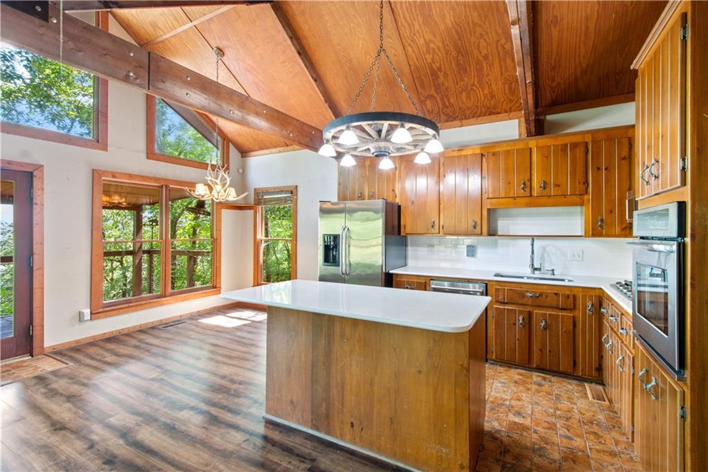 814 Lake Arrowhead Drive