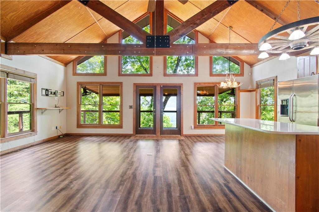 814 Lake Arrowhead Drive