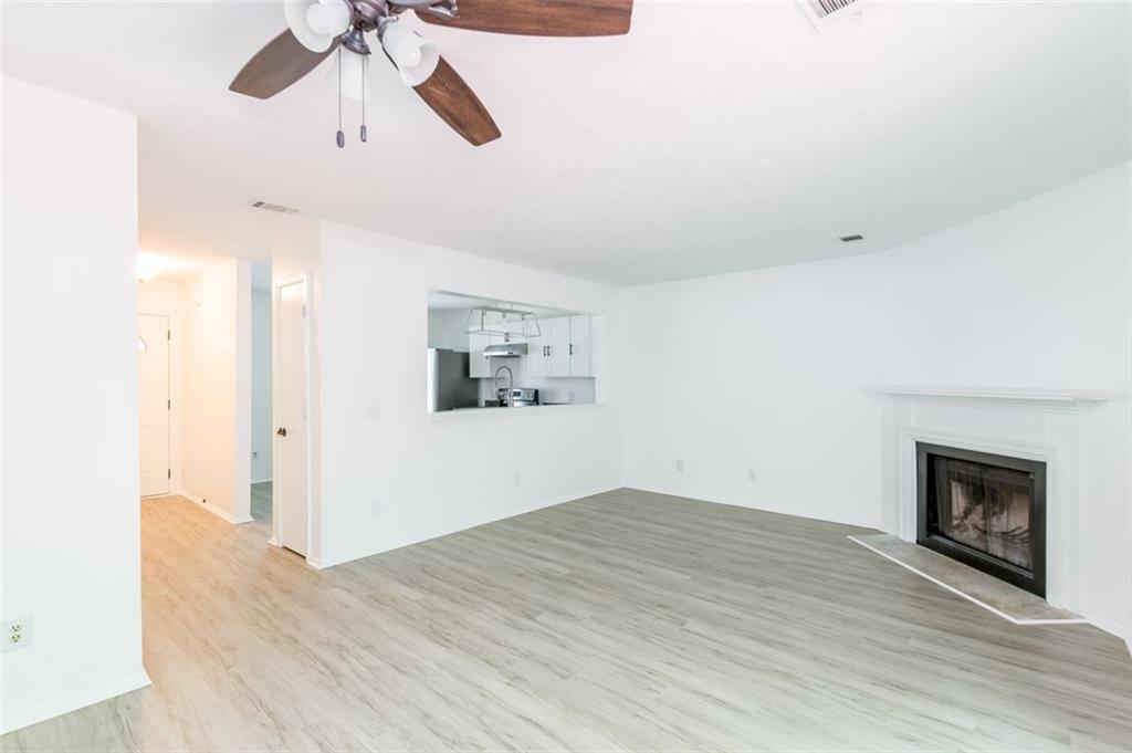 2206 Queen Anne Court