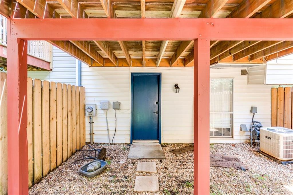 2206 Queen Anne Court