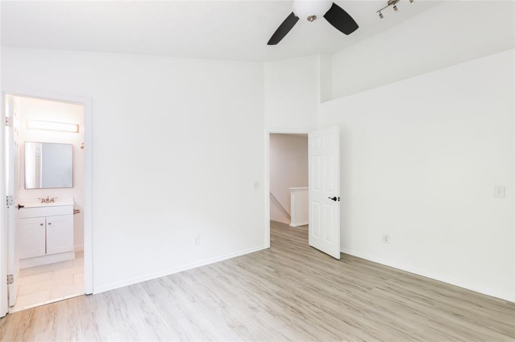 2206 Queen Anne Court