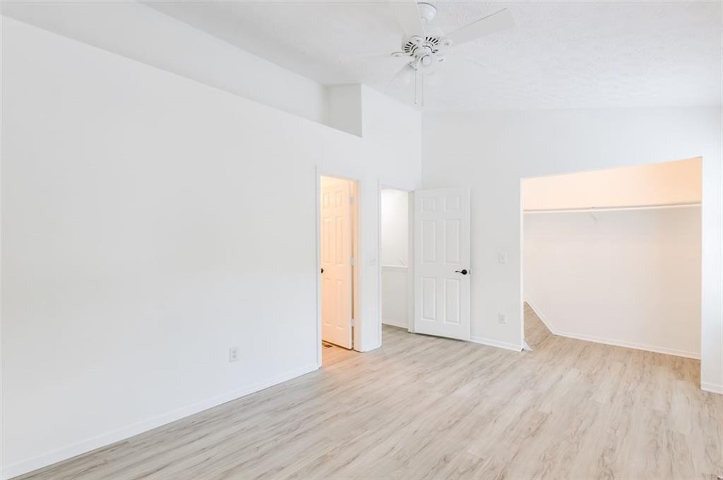 2206 Queen Anne Court