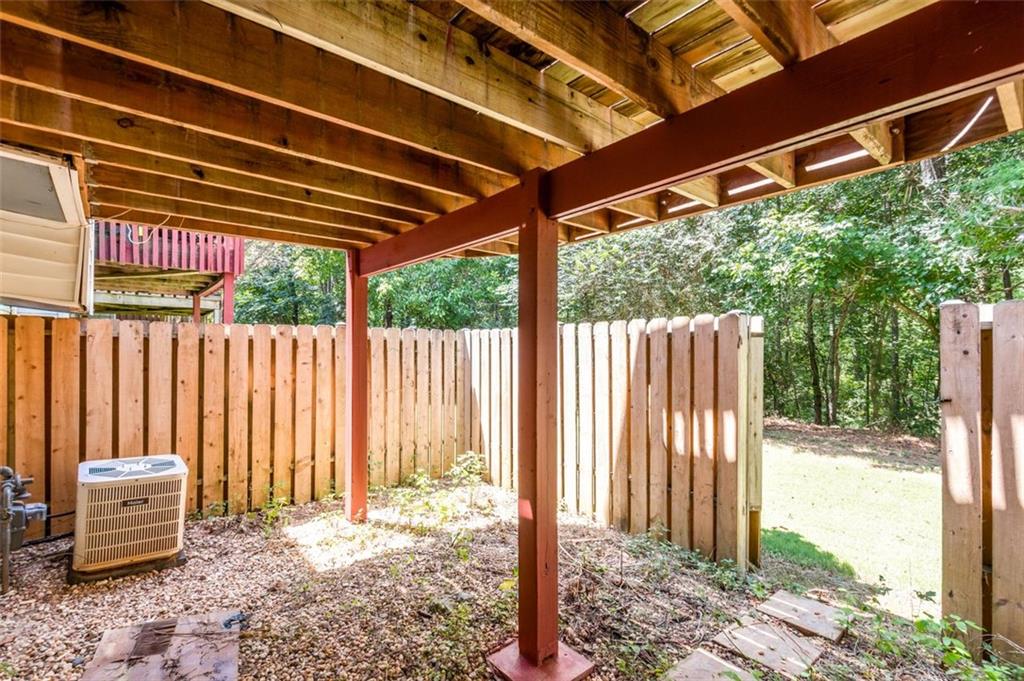 2206 Queen Anne Court