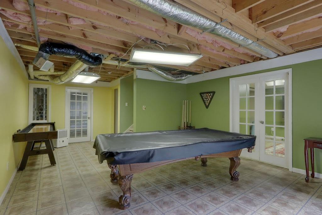 1184 HURST PARK Court