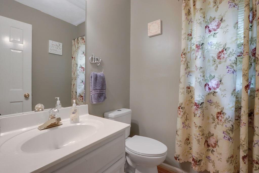 1184 HURST PARK Court