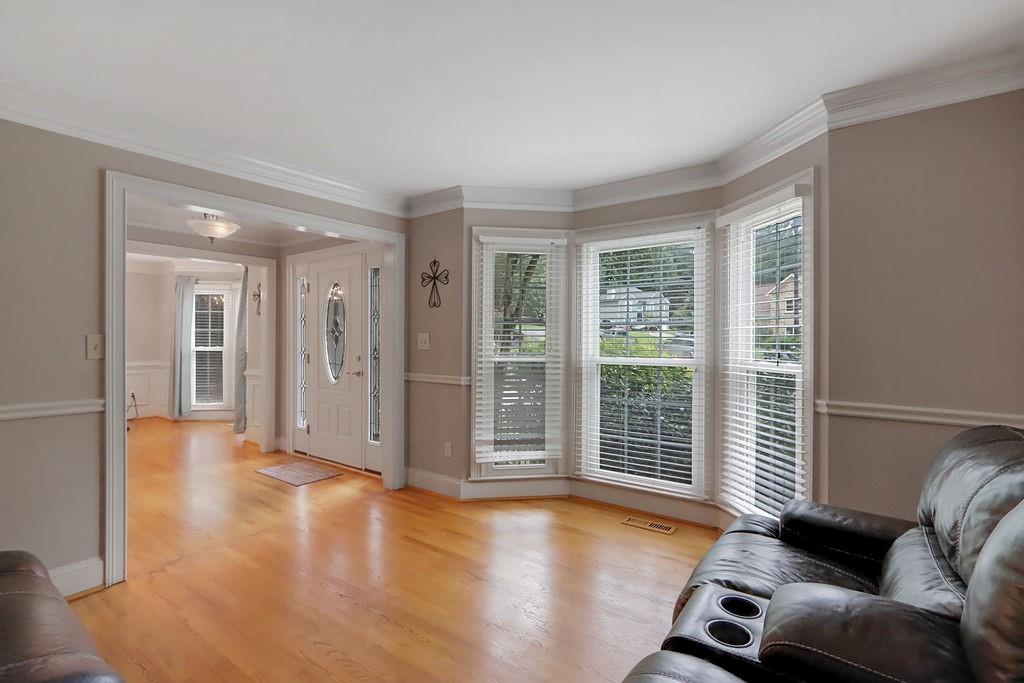 1184 HURST PARK Court