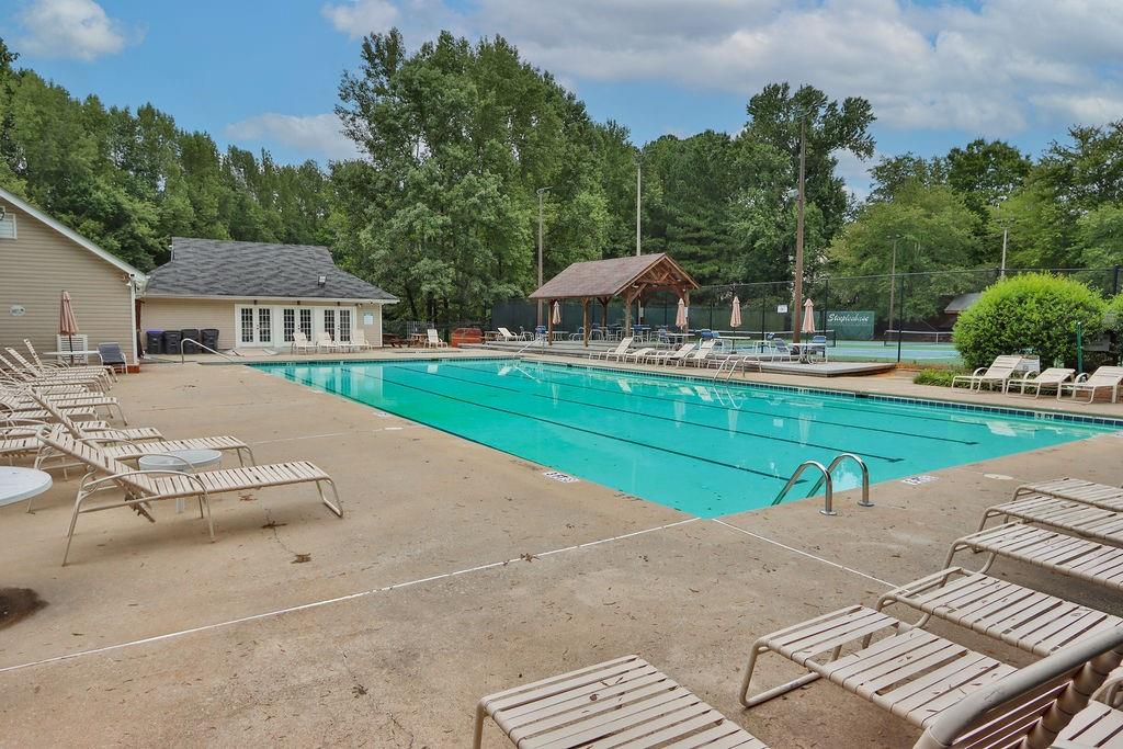 1184 HURST PARK Court