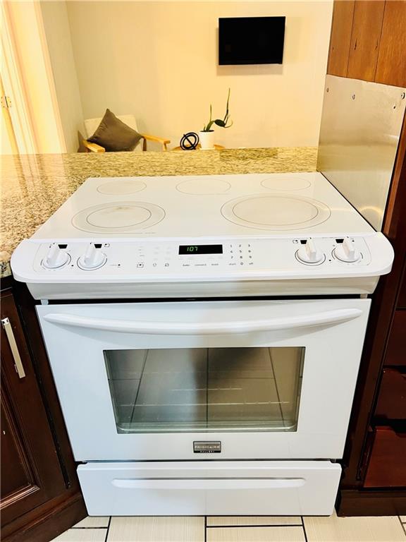 6294 Stratford Arms Circle