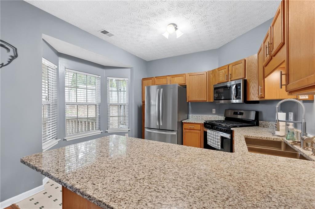 2464 Stonegate Drive NW