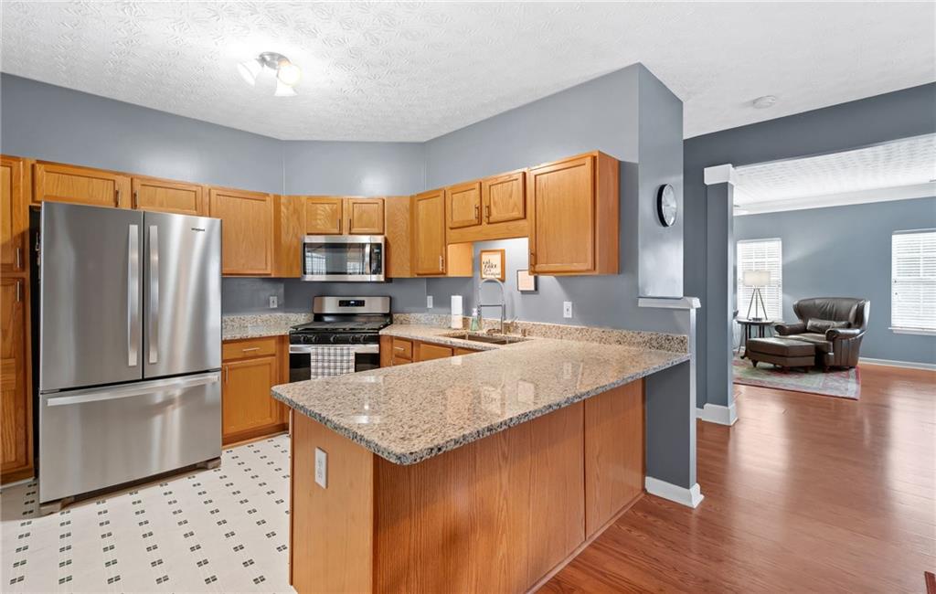 2464 Stonegate Drive NW