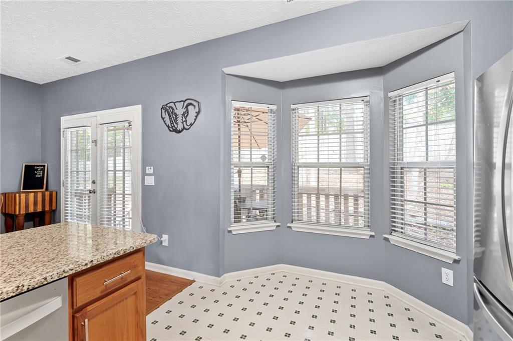 2464 Stonegate Drive NW