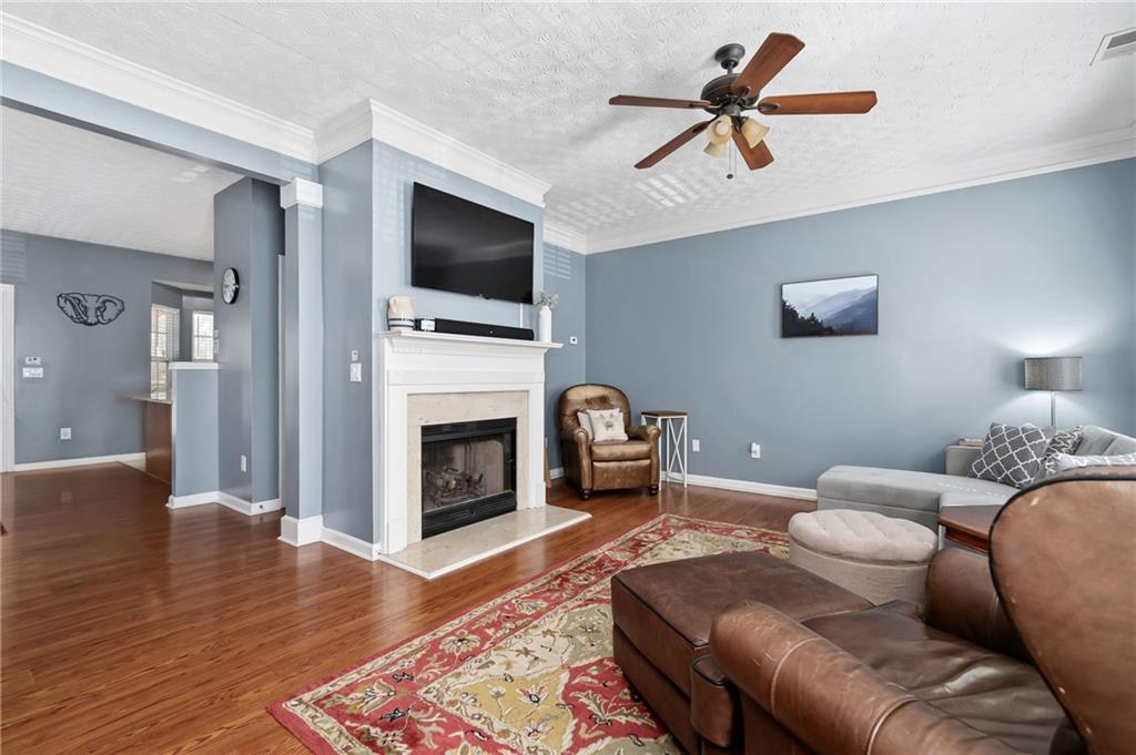 2464 Stonegate Drive NW