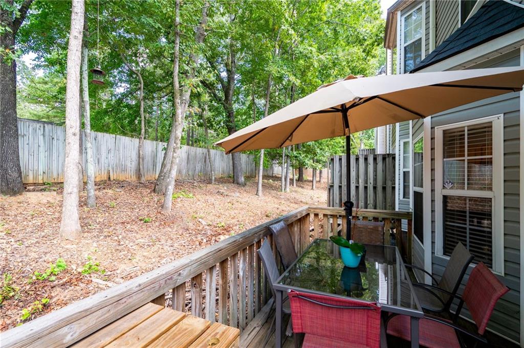 2464 Stonegate Drive NW