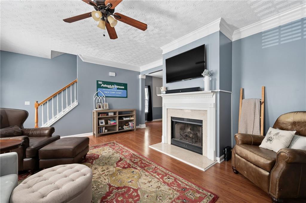 2464 Stonegate Drive NW