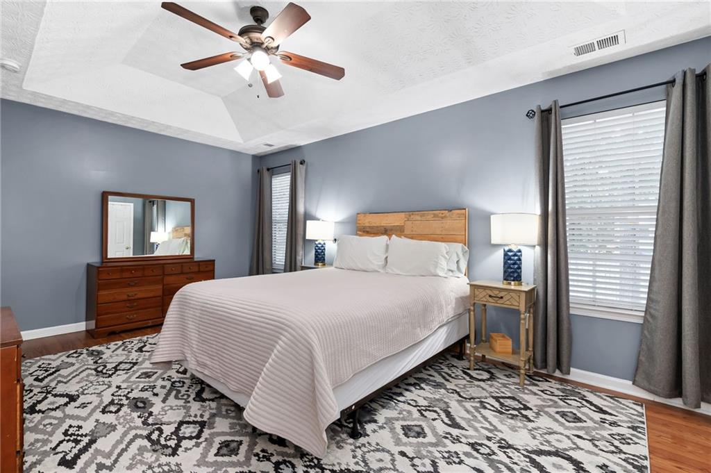 2464 Stonegate Drive NW