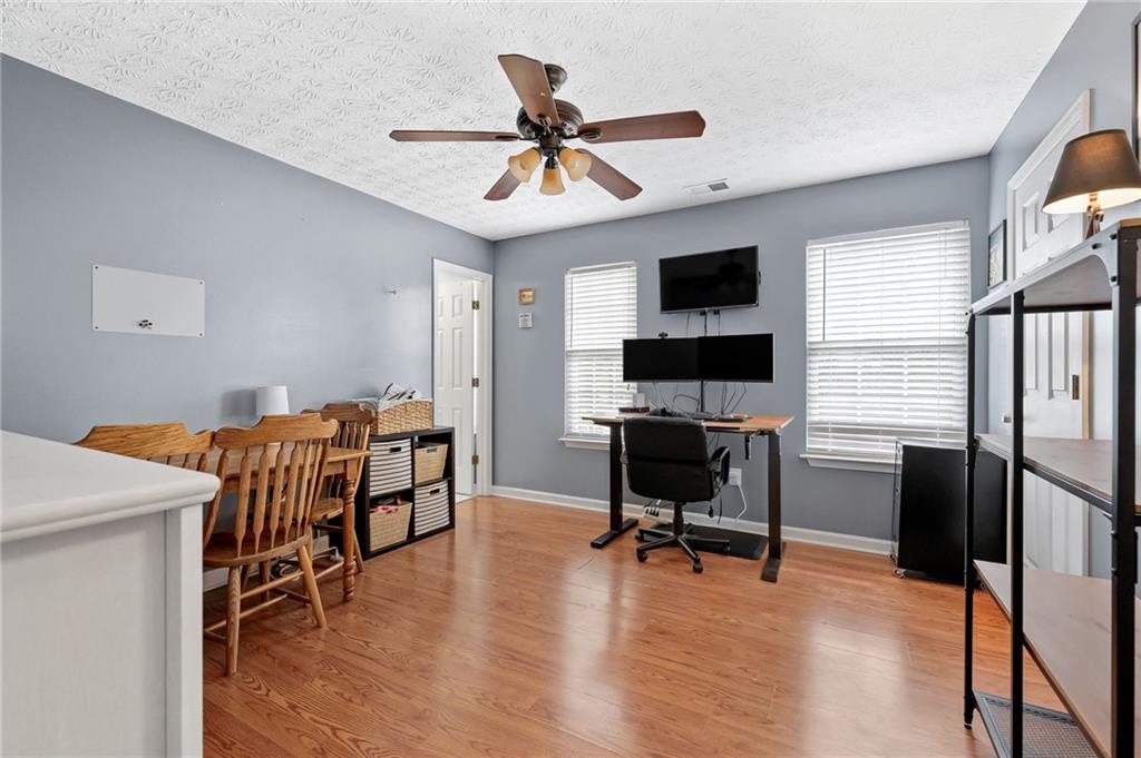 2464 Stonegate Drive NW