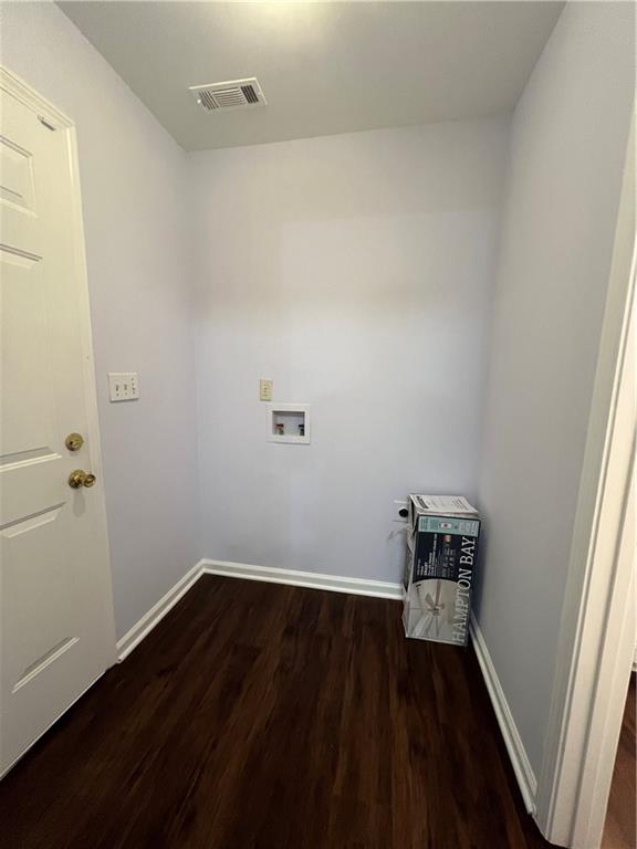 1208 Pinedale Circle NW