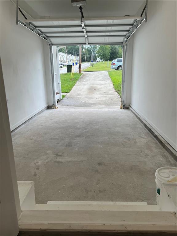 1208 Pinedale Circle NW