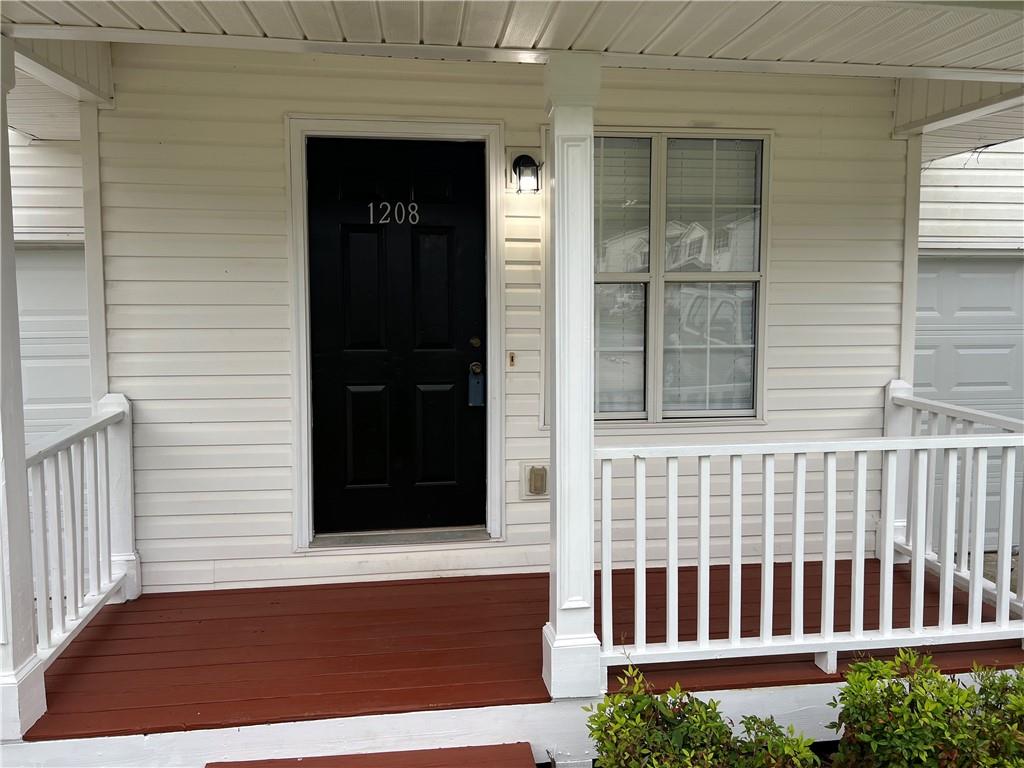 1208 Pinedale Circle NW