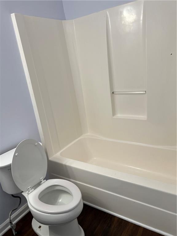 1208 Pinedale Circle NW