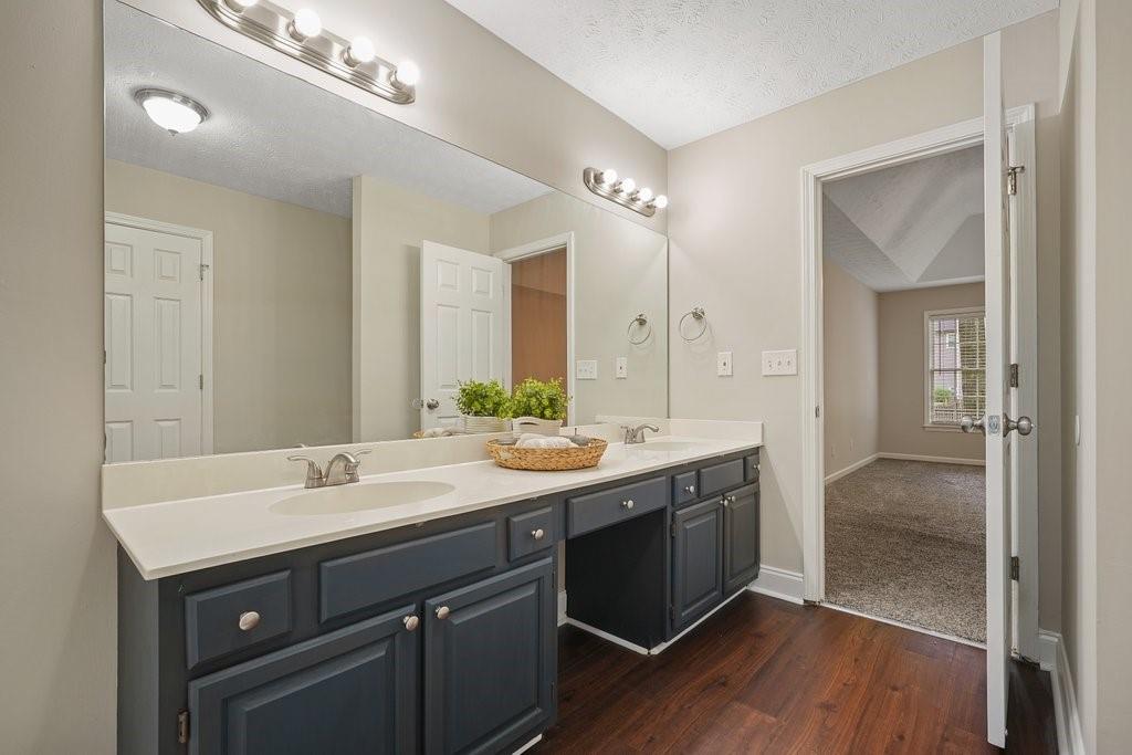 1329 Winding River Trail