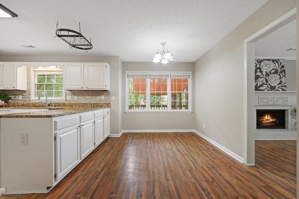 1329 Winding River Trail