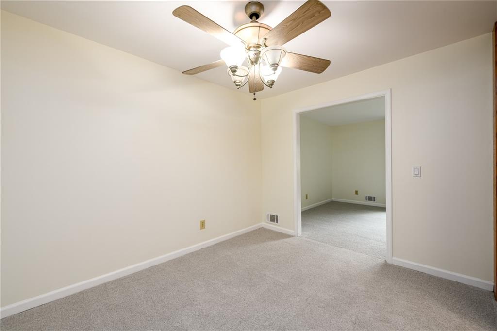 1746 WOODCLIFF Place NE